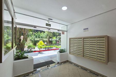 Apartamento para alugar com 90m², 2 quartos e 1 vagaÁrea comum - Hall