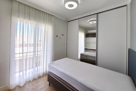 Casa de condomínio para alugar com 320m², 4 quartos e 4 vagasQuarto Suíte 2