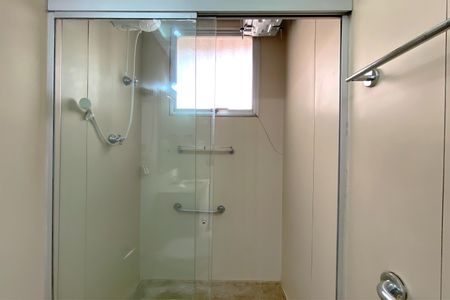 Apartamento à venda com 142m², 4 quartos e 2 vagasBanheiro da Suíte 1