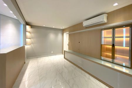 Apartamento à venda com 142m², 4 quartos e 2 vagasSala
