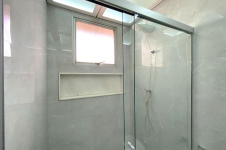 Apartamento à venda com 142m², 4 quartos e 2 vagasBanheiro