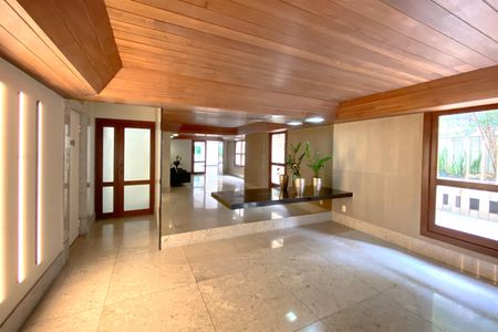 Apartamento à venda com 142m², 4 quartos e 2 vagasÁrea comum - Hall