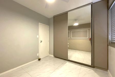 Apartamento à venda com 142m², 4 quartos e 2 vagasQuarto 3