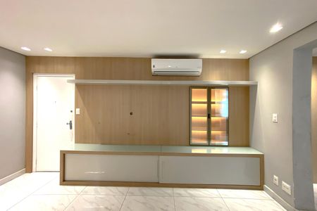 Apartamento à venda com 142m², 4 quartos e 2 vagasArmários da Sala