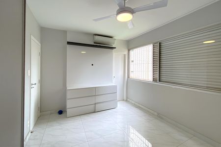 Apartamento à venda com 142m², 4 quartos e 2 vagasSuite 1