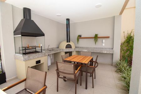 Apartamento para alugar com 36m², 2 quartos e sem vagaÁrea comum - Churrasqueira