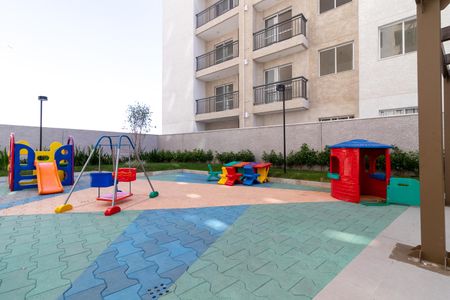 Apartamento para alugar com 36m², 2 quartos e sem vagaÁrea comum - Playground