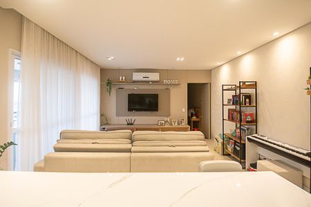 Apartamento à venda com 117m², 3 quartos e 2 vagas Apartamento à venda com 117m², 3 quartos e 2 vagasSala