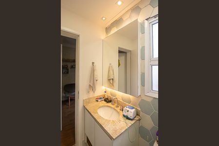 Apartamento à venda com 117m², 3 quartos e 2 vagas Apartamento à venda com 117m², 3 quartos e 2 vagasBanheiro da Suíte