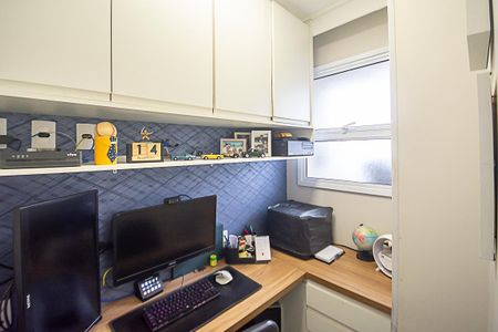 Apartamento à venda com 117m², 3 quartos e 2 vagas Apartamento à venda com 117m², 3 quartos e 2 vagasEscritório