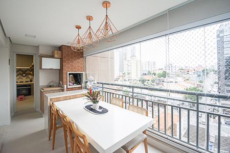 Apartamento à venda com 117m², 3 quartos e 2 vagas Apartamento à venda com 117m², 3 quartos e 2 vagasVaranda gourmet