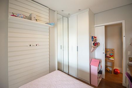 Apartamento à venda com 117m², 3 quartos e 2 vagas Apartamento à venda com 117m², 3 quartos e 2 vagasQuarto 2 - Suíte