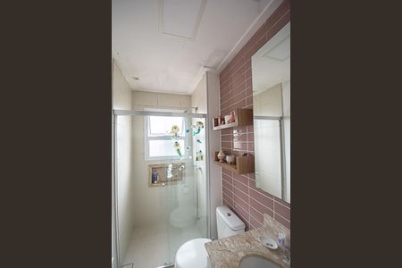 Apartamento à venda com 117m², 3 quartos e 2 vagas Apartamento à venda com 117m², 3 quartos e 2 vagasBanheiro da Suíte 2