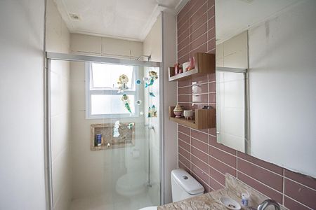 Apartamento à venda com 117m², 3 quartos e 2 vagas Apartamento à venda com 117m², 3 quartos e 2 vagasBanheiro da Suíte 2