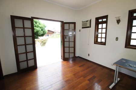 Casa para alugar com 196m², 4 quartos e 4 vagasSuíte 2