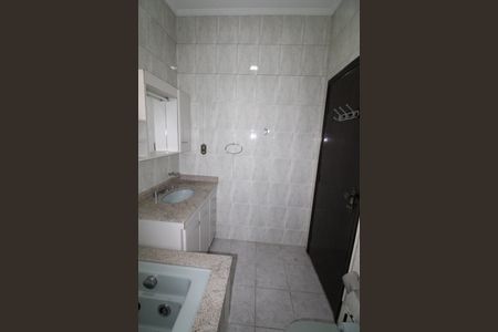 Casa para alugar com 196m², 4 quartos e 4 vagasBanheiro da Suíte 1