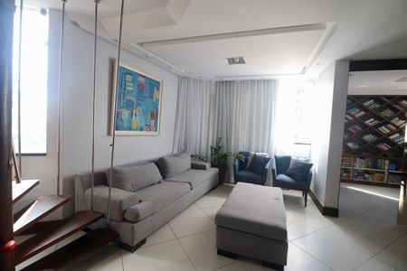 Sala  de apartamento para alugar com 4 quartos, 167m² em Ondina, Salvador