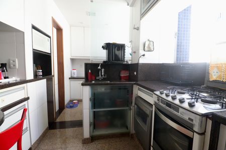 Apartamento para alugar com 167m², 4 quartos e 2 vagas Apartamento para alugar com 167m², 4 quartos e 2 vagasCozinha