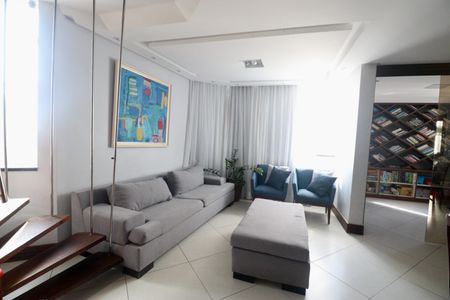 Apartamento para alugar com 167m², 4 quartos e 2 vagas Apartamento para alugar com 167m², 4 quartos e 2 vagasSala