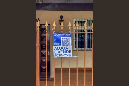 Casa à venda com 116m², 2 quartos e 1 vaga Casa à venda com 116m², 2 quartos e 1 vagaPlaca Instalada na Fachada