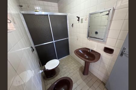 Casa para alugar com 300m², 4 quartos e 2 vagasBanheiro 1