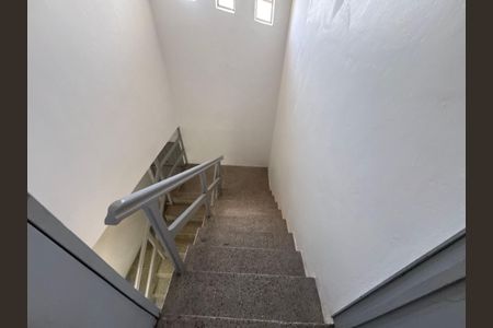 Casa para alugar com 300m², 4 quartos e 2 vagasCorredor