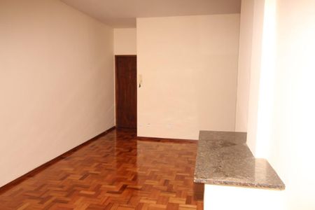 Apartamento à venda com 90m², 3 quartos e 1 vagaSala
