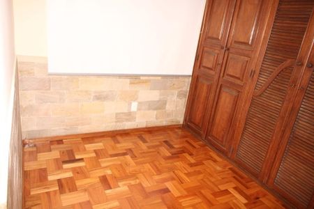 Segundo Quarto de apartamento à venda com 3 quartos, 90m² em Santo Antônio, Belo Horizonte