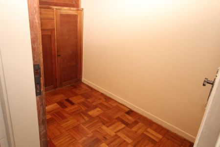 quarto de serviço de apartamento à venda com 3 quartos, 90m² em Santo Antônio, Belo Horizonte