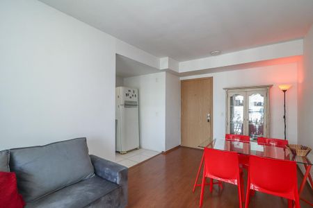 Sala de apartamento para alugar com 2 quartos, 64m² em Passo D’areia, Porto Alegre