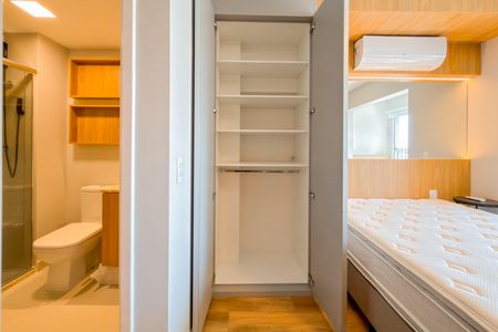 Studio à venda com 28m², 1 quarto e sem vagaArmários 