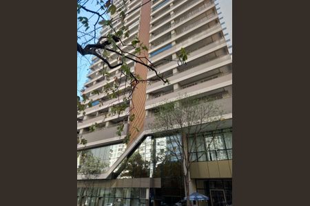 Apartamento à venda com 44m², 1 quarto e sem vaga Apartamento à venda com 44m², 1 quarto e sem vagaFachada