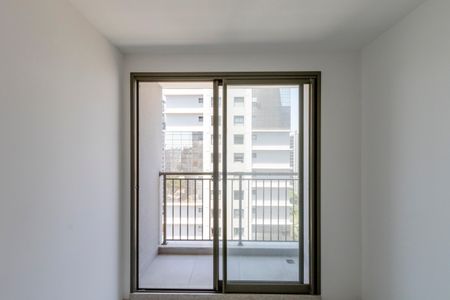 Apartamento à venda com 30m², 1 quarto e sem vaga Apartamento à venda com 30m², 1 quarto e sem vagaSala/ Cozinha