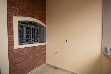 Casa à venda com 329m², 4 quartos e 6 vagasVaranda 