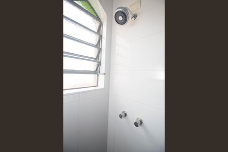 Casa à venda com 329m², 4 quartos e 6 vagasBanheiro da Suíte 2