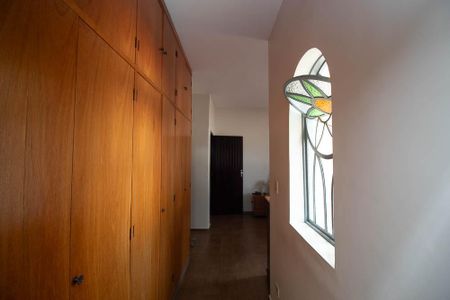 Casa à venda com 329m², 4 quartos e 6 vagasSuíte 1