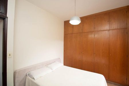 Casa à venda com 329m², 4 quartos e 6 vagasSuíte 3