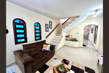 Sala de casa para alugar com 3 quartos, 180m² em Taboão, Guarulhos