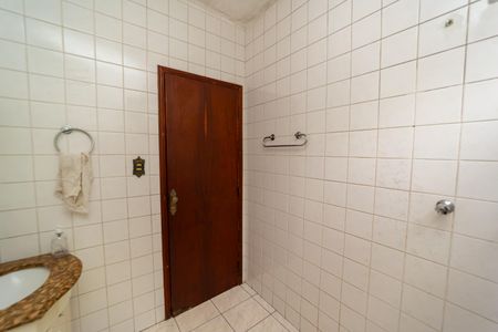 Casa para alugar com 280m², 2 quartos e 3 vagas Casa para alugar com 280m², 2 quartos e 3 vagasBanheiro