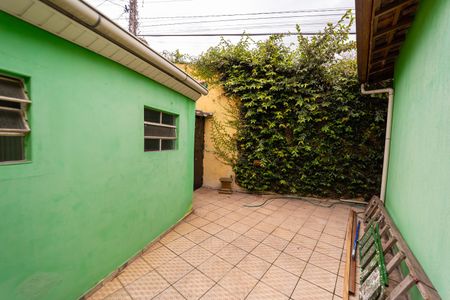 Casa para alugar com 280m², 2 quartos e 3 vagas Casa para alugar com 280m², 2 quartos e 3 vagasQuintal