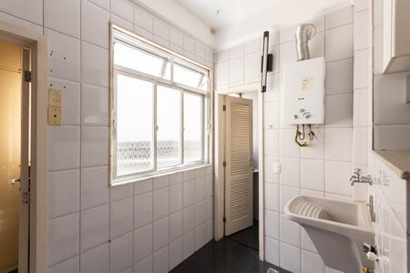 Apartamento à venda com 121m², 3 quartos e 1 vagaÁrea de Serviço