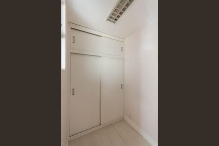 Apartamento à venda com 121m², 3 quartos e 1 vagaEscritório