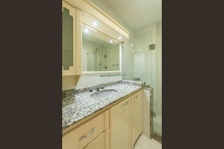 Apartamento à venda com 121m², 3 quartos e 1 vagaBanheiro