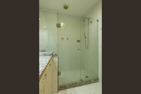 Apartamento à venda com 121m², 3 quartos e 1 vagaBanheiro