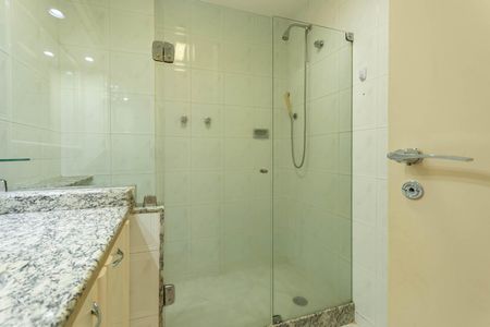 Apartamento à venda com 121m², 3 quartos e 1 vagaBanheiro