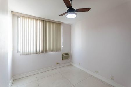 Apartamento à venda com 121m², 3 quartos e 1 vagaQuarto 1