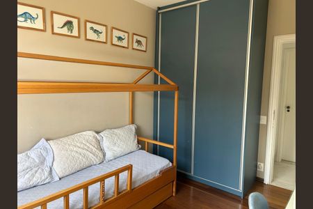 Apartamento à venda com 125m², 4 quartos e 2 vagasQuarto 4