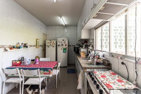 Apartamento à venda com 107m², 3 quartos e 1 vaga Apartamento à venda com 107m², 3 quartos e 1 vagaCozinha