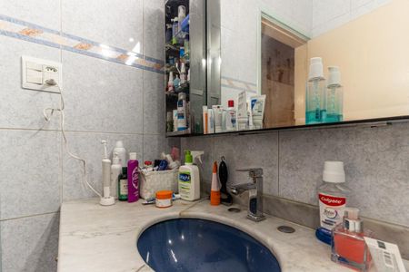 Apartamento à venda com 107m², 3 quartos e 1 vaga Apartamento à venda com 107m², 3 quartos e 1 vagaBanheiro