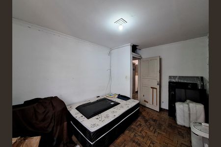 Casa à venda com 150m², 4 quartos e 2 vagas Casa à venda com 150m², 4 quartos e 2 vagasQuarto cs2